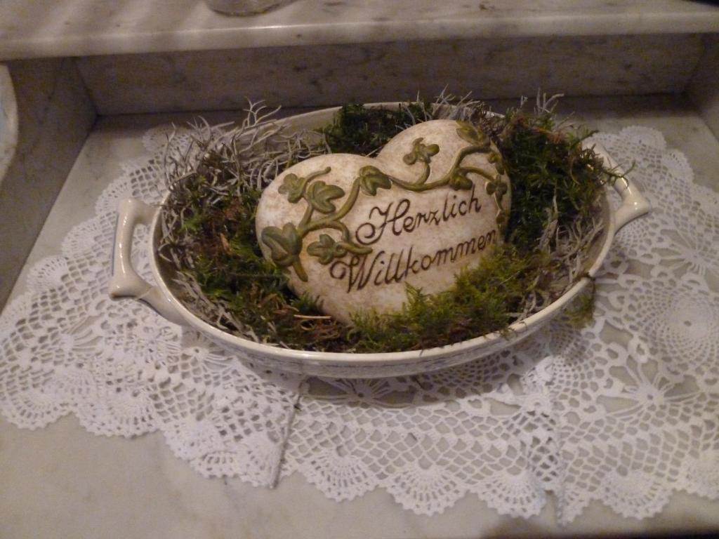 Alte Weinstuben Steinfelder Hof Garni Bed & Breakfast Еленц-Полтерсдорф Стая снимка